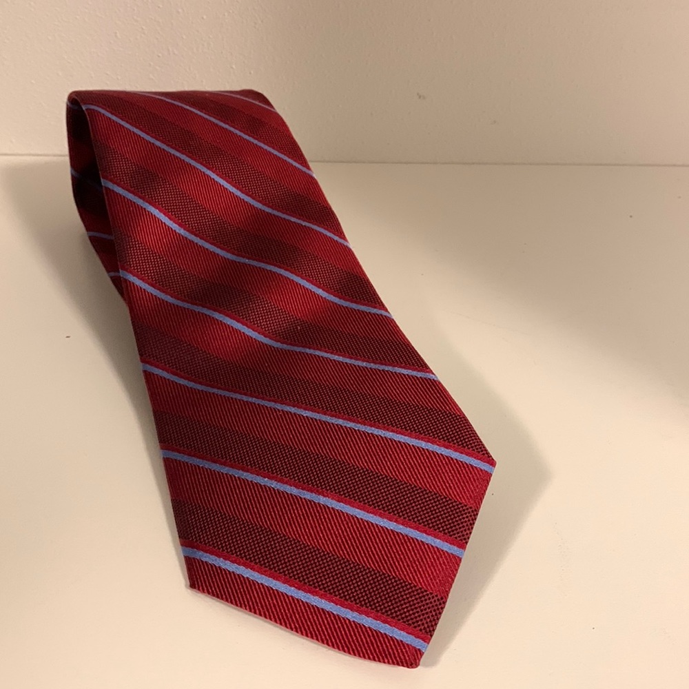 Brooks Brothers rep tie